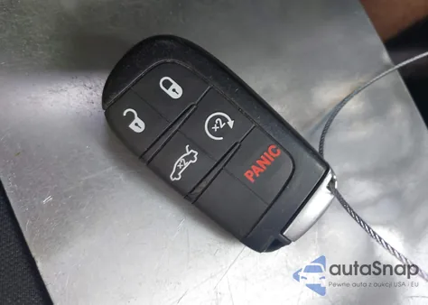 2021 Dodge Challenger R/T Scat Pack z USA, uszkodzony, nr VIN 2C3CDZFJ0MH521134